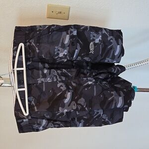 Aftco men's camouflage shorts